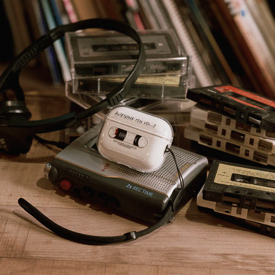 Cassette Tape 2 Monthly elago Clear Case - Image 8