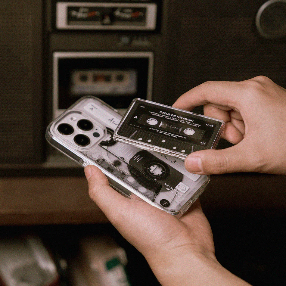 Cassette Tape 2 Monthly elago MagSafe Hybrid Clear Case - Image 11