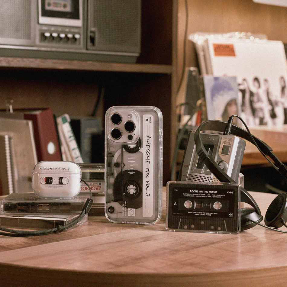 Cassette Tape 2 Monthly elago MagSafe Hybrid Case - Image 7