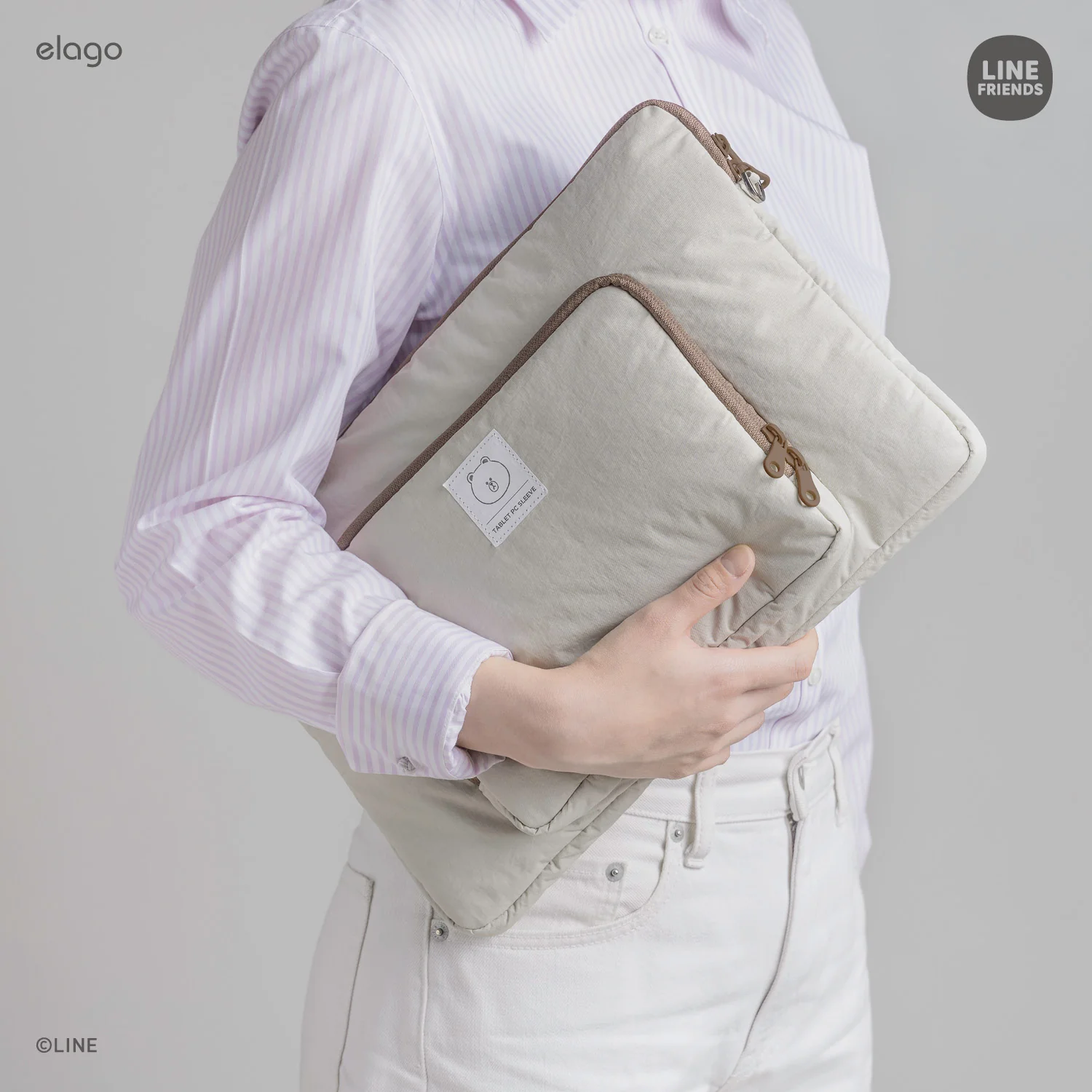 LINE FRIENDS | elago Tablet and Laptop Sleeve [Brown] - Image 4