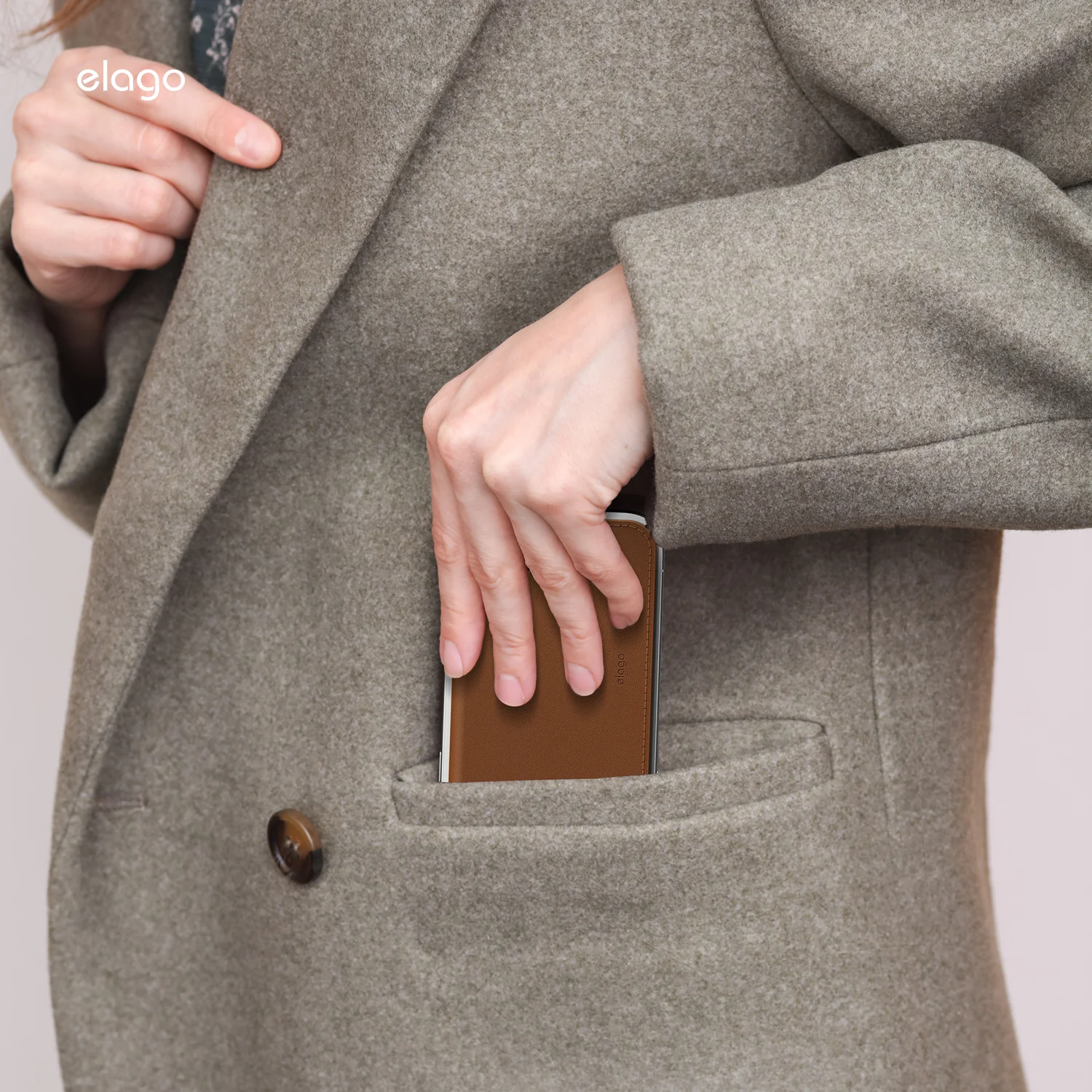Magnetic Leather Card Holder [6 Colors] - Image 16